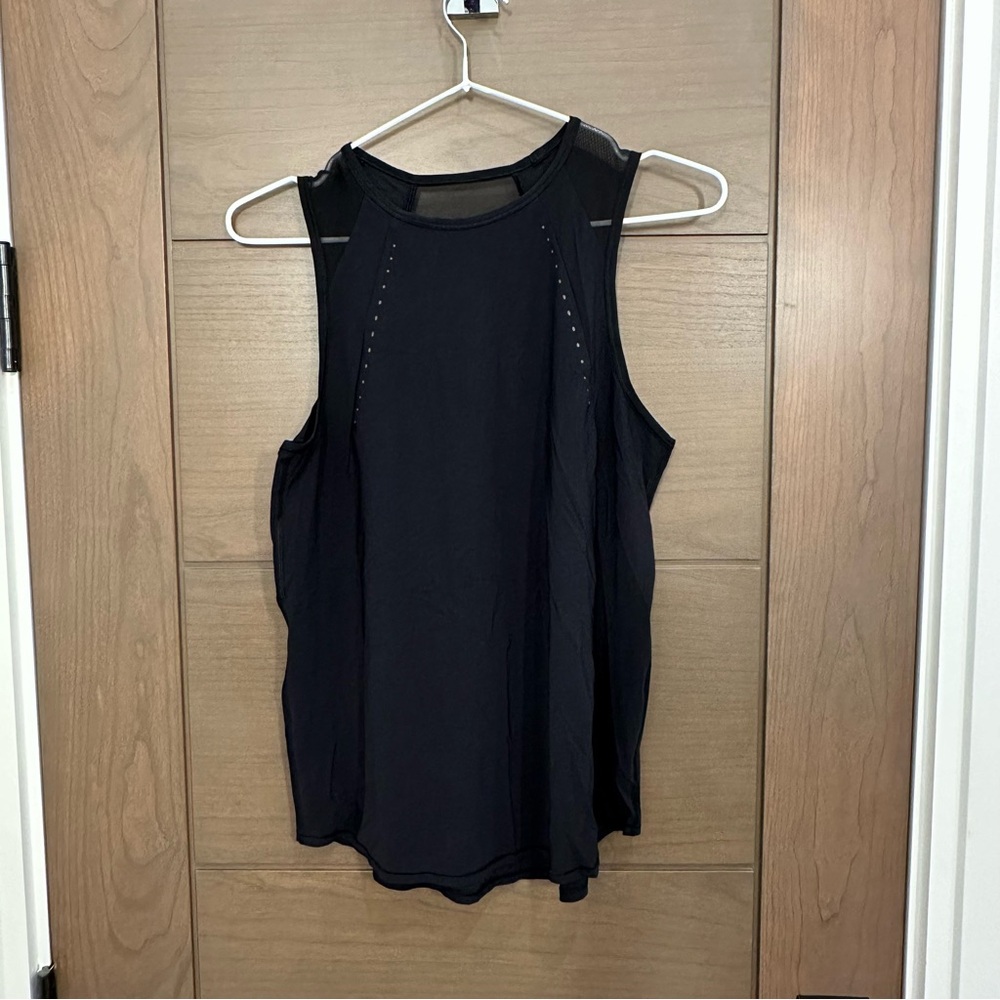Lululemon Pleated Sculpt Tank Size 2 Unworn